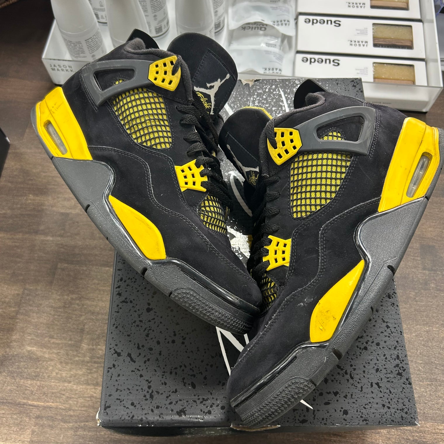 Yellow Thunder Jordan 4 Retro (USED)