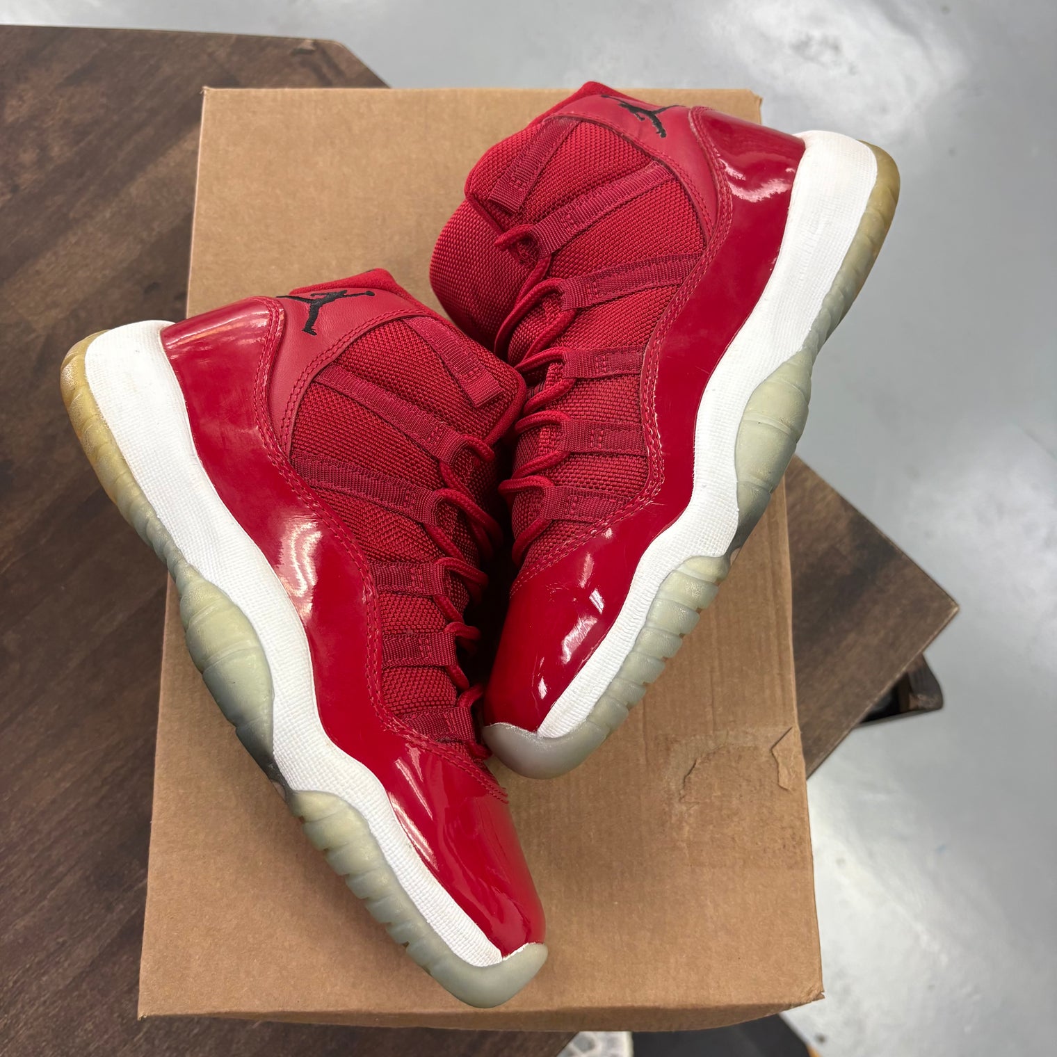 Win like 96 Jordan 11 (GS) (USED, No Box)
