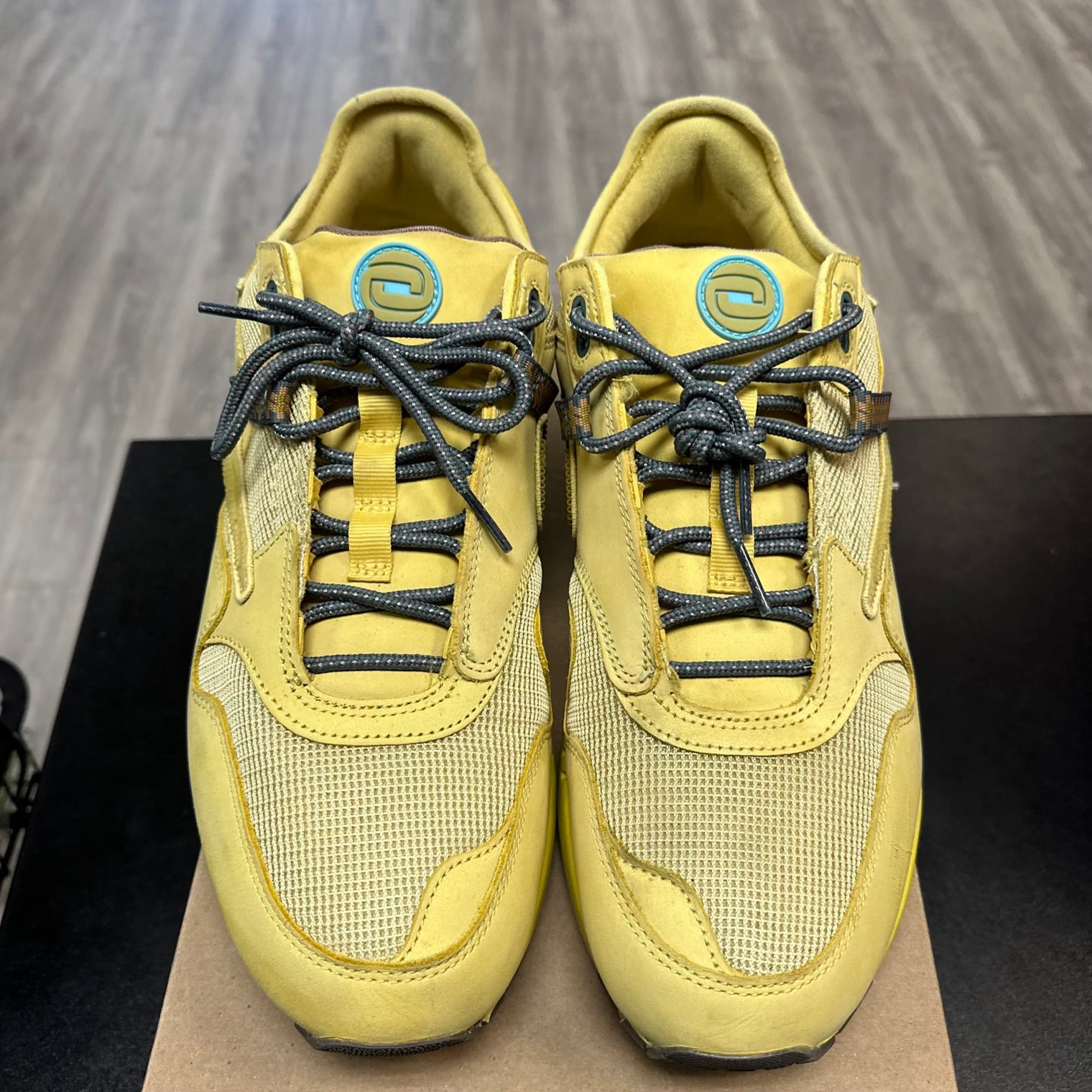 Travis Air Max 1 Saturn (Used;no box)