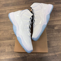 Legend Blue Jordan 11 (2024) (USED,No Box)