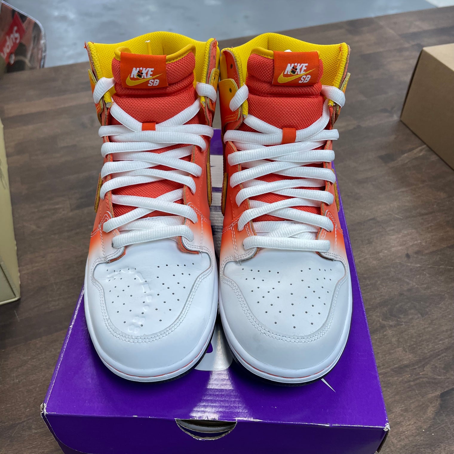 Candy Cane SB Dunk High (USED)
