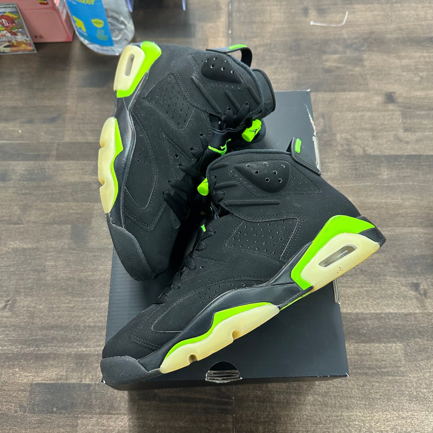 Electro Green Jordan 6 (USED,No Box)