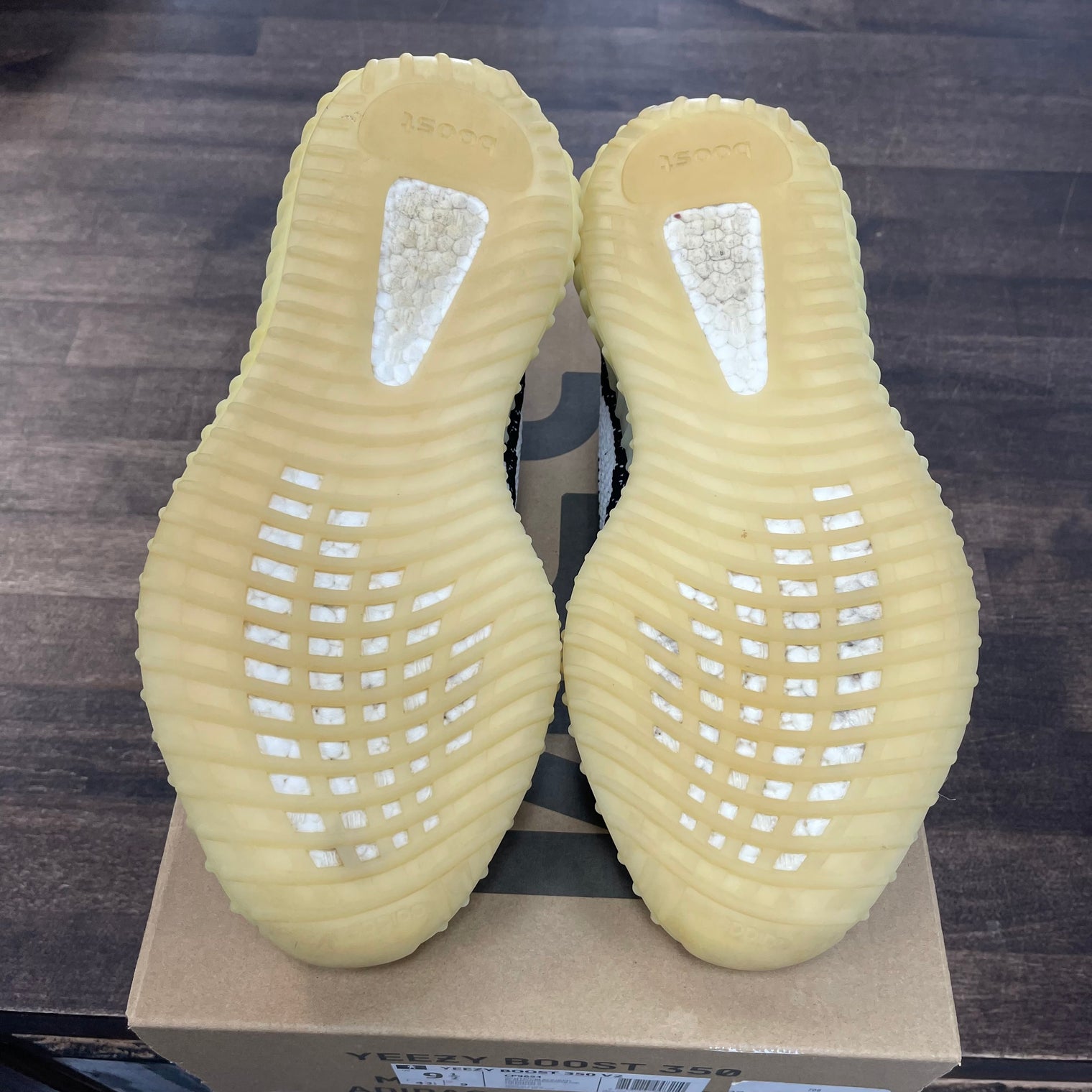 Zebra Yeezy 350 (USED)
