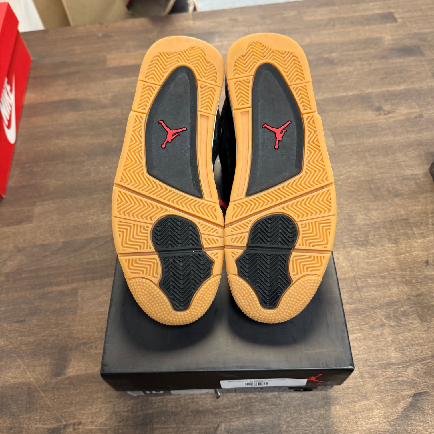 Black Laser Gum Jordan 4 Retro (USED)