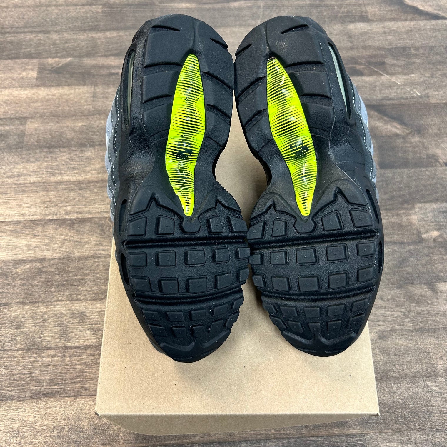 OG Neon Air Max 95 (GS) (USED, No Box)