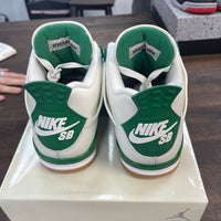Pine Green SB Jordan 4 (USED)
