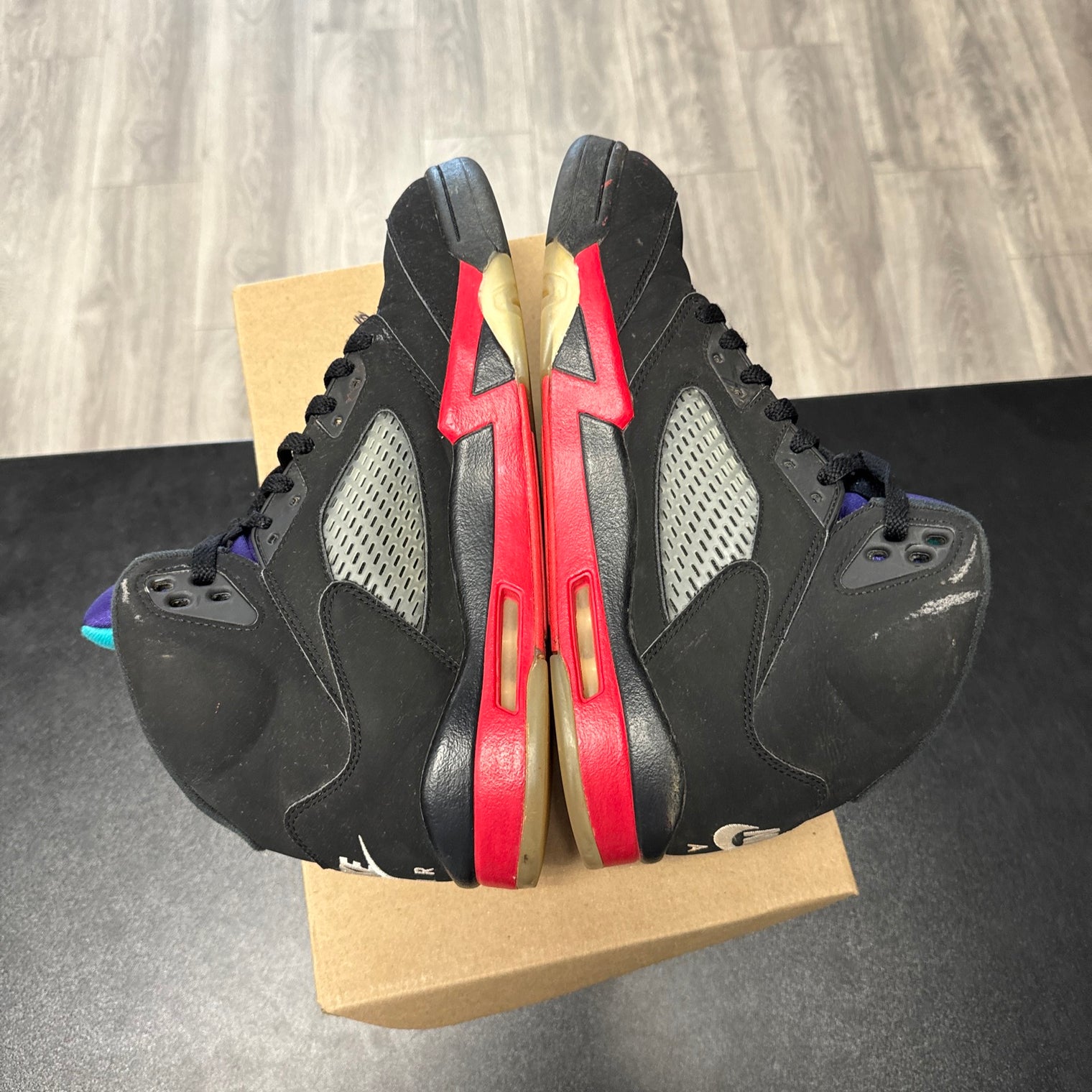 Top 3 Jordan 5 (USED, no box)