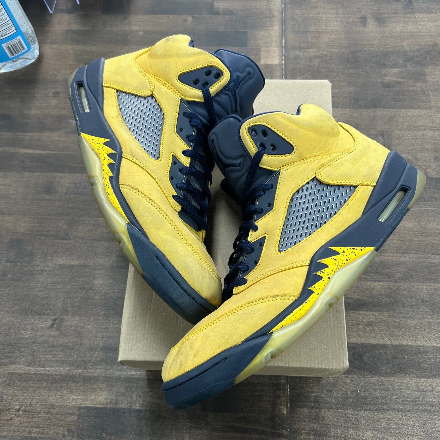 Michigan Jordan 5 Retro (2019) (USED, No Box)