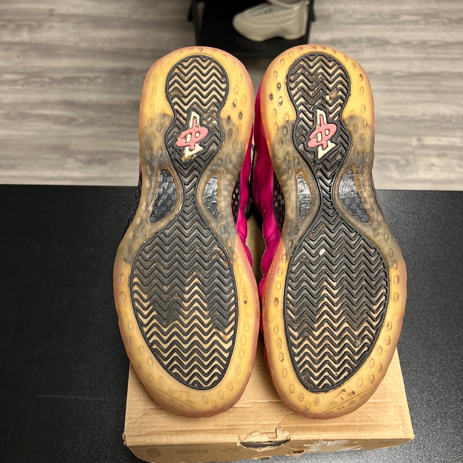 Nike Air Foamposite One Pearlized Pink 2012 (USED)
