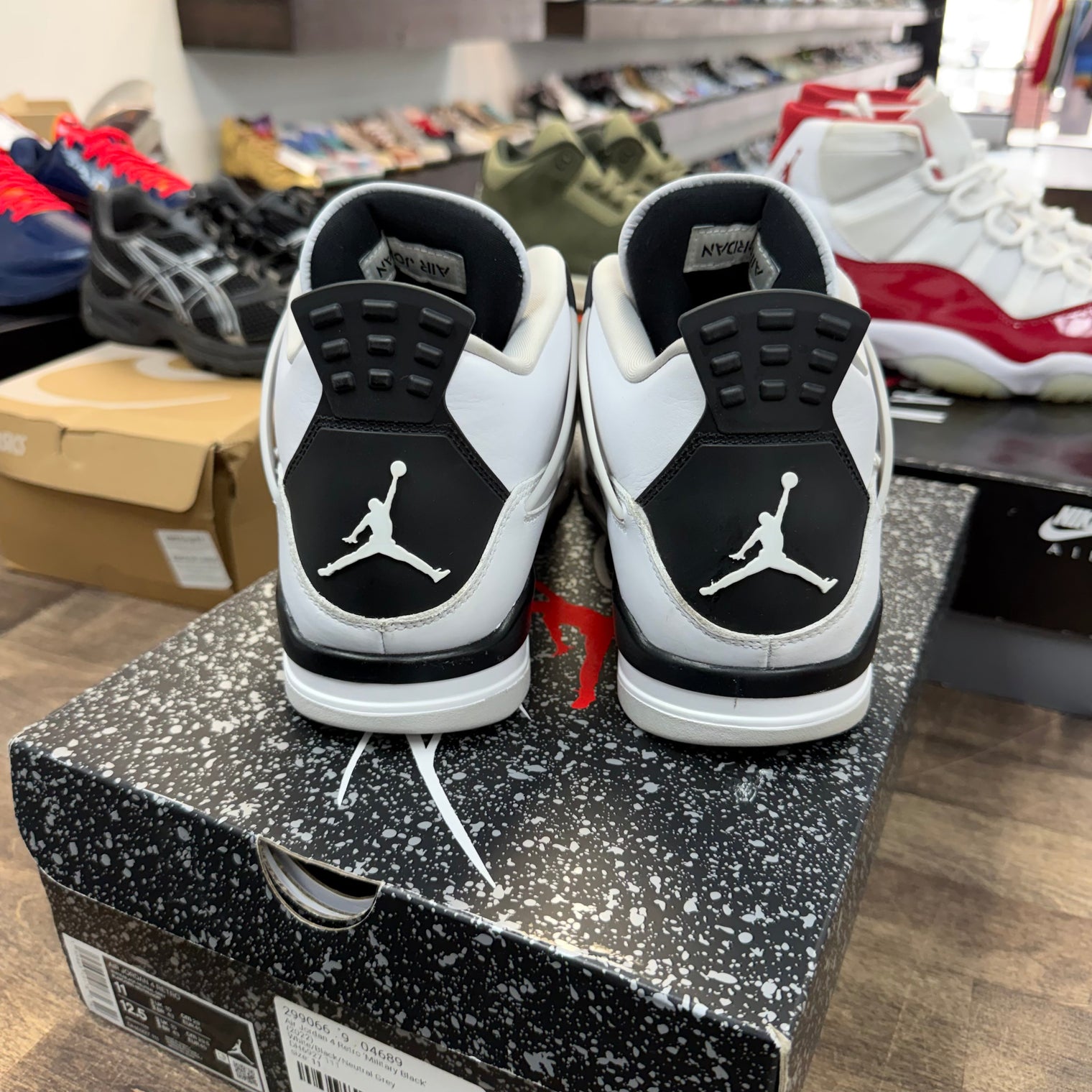 Military Black Jordan 4 Retro (USED)