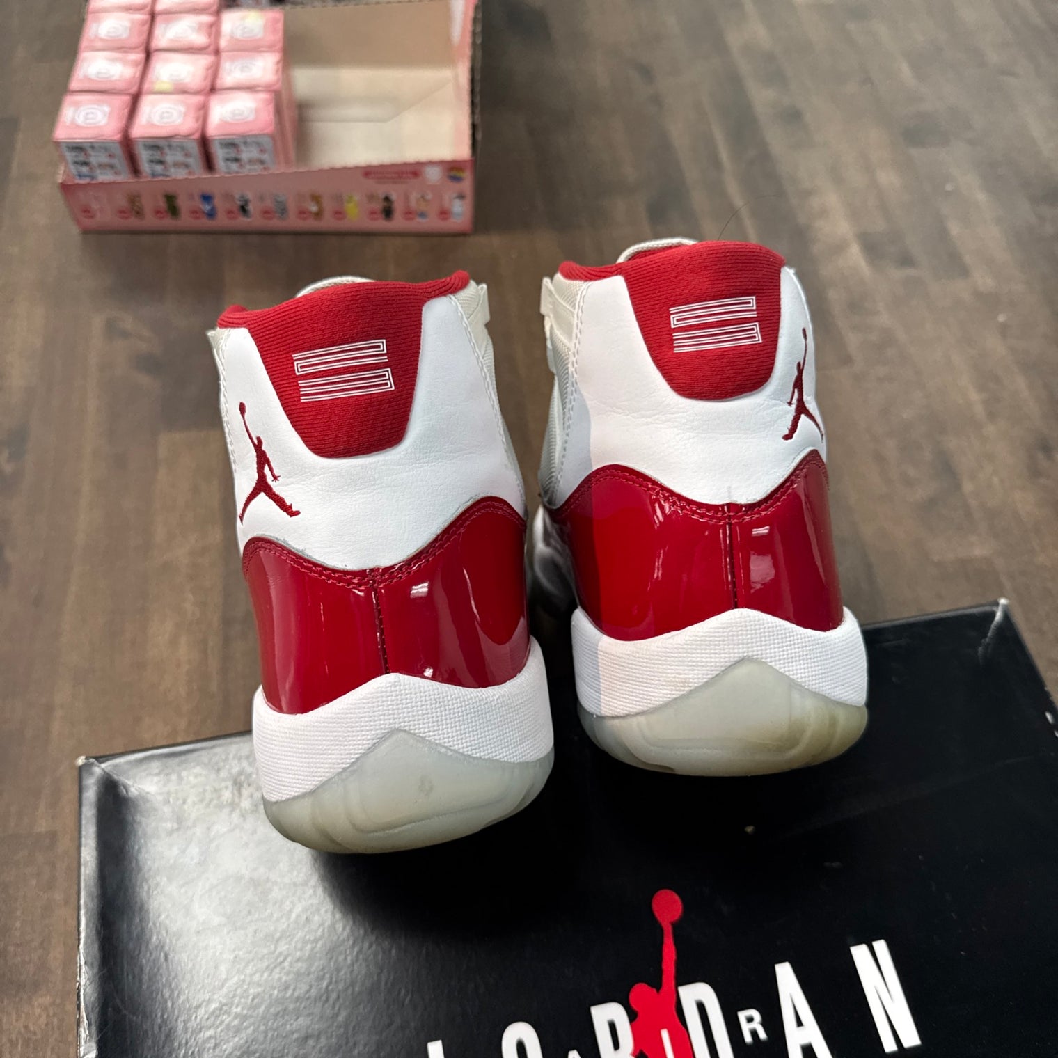 Cherry Jordan 11  (USED)