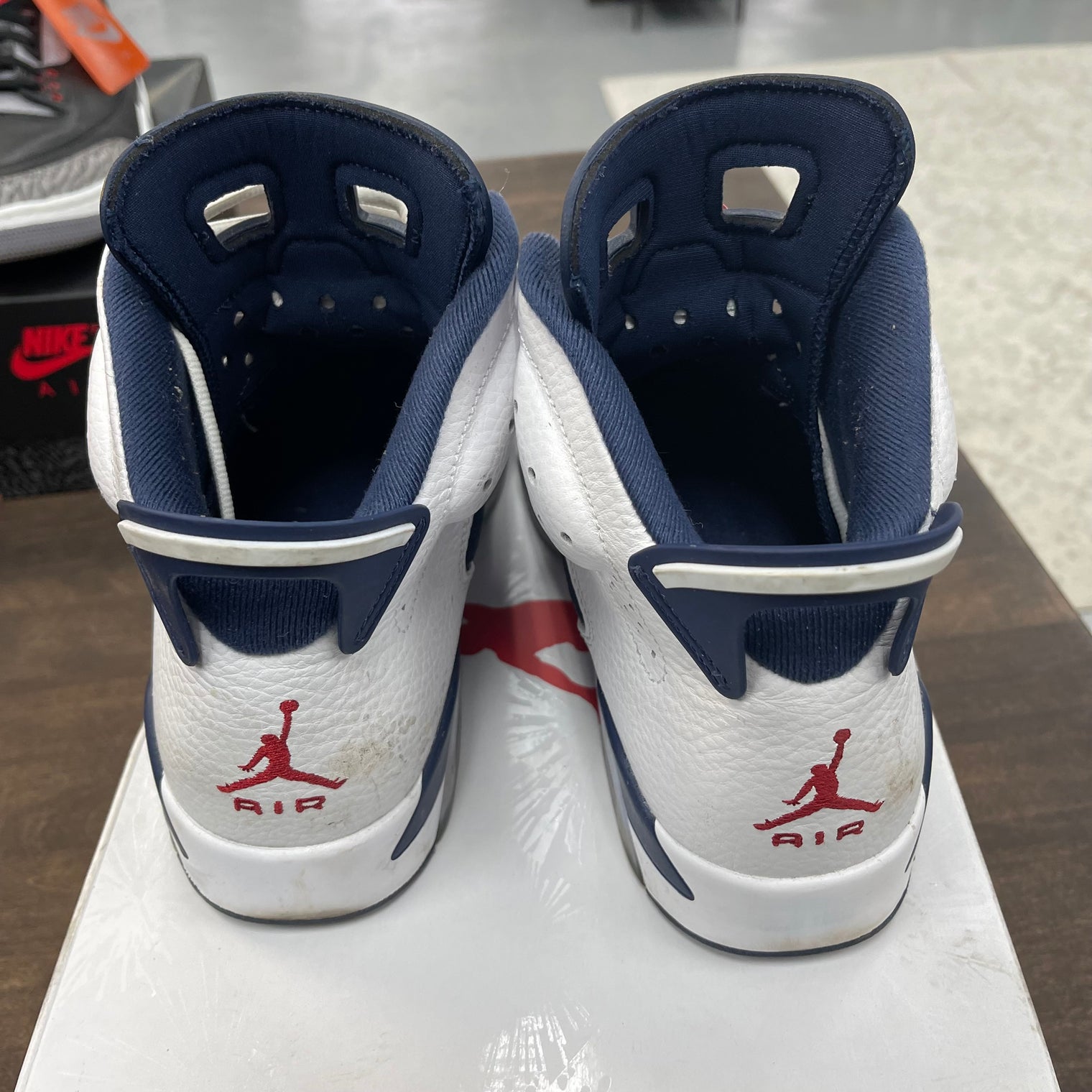 Olympic Jordan 6 (USED)