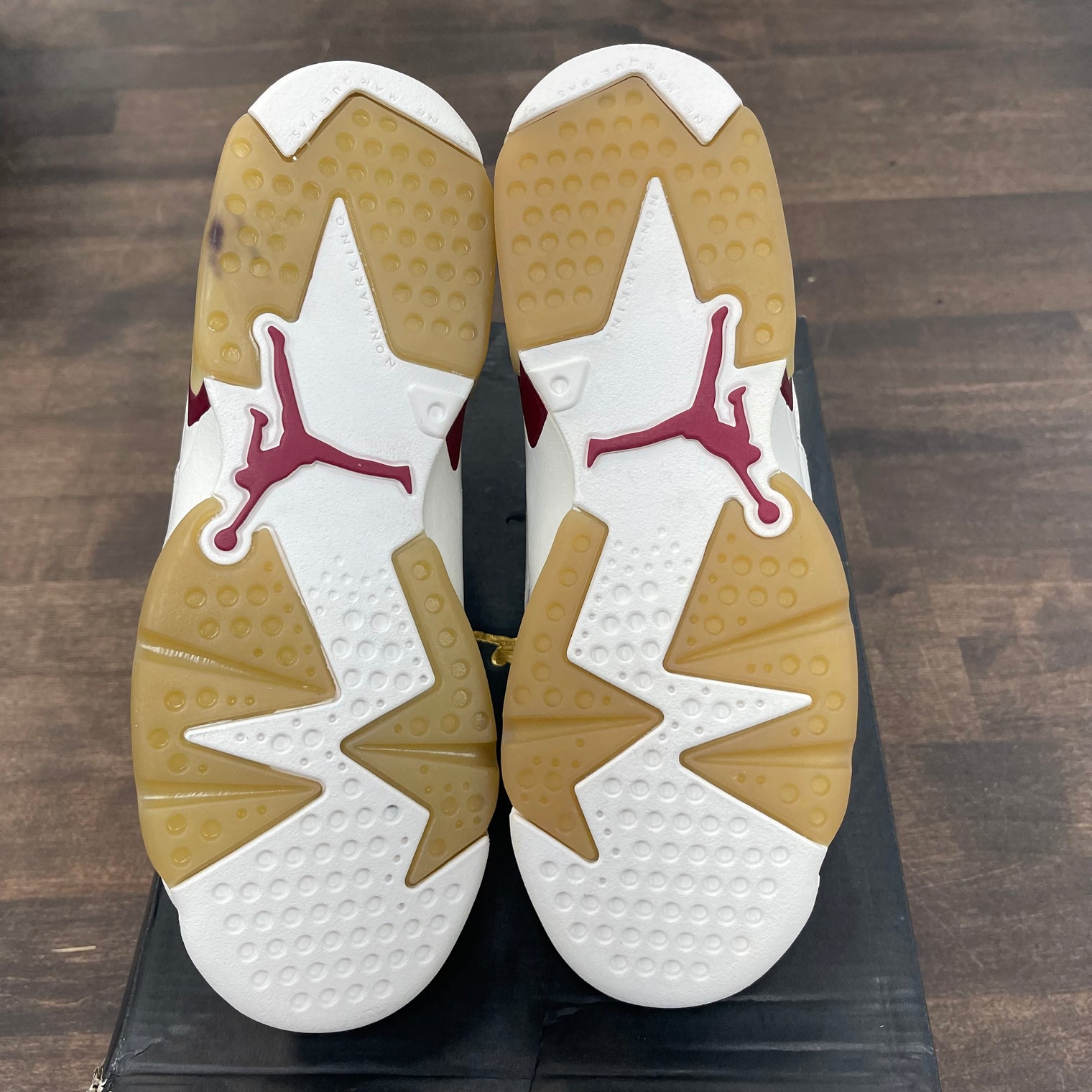 (GS) Maroon Jordan 6 (USED)