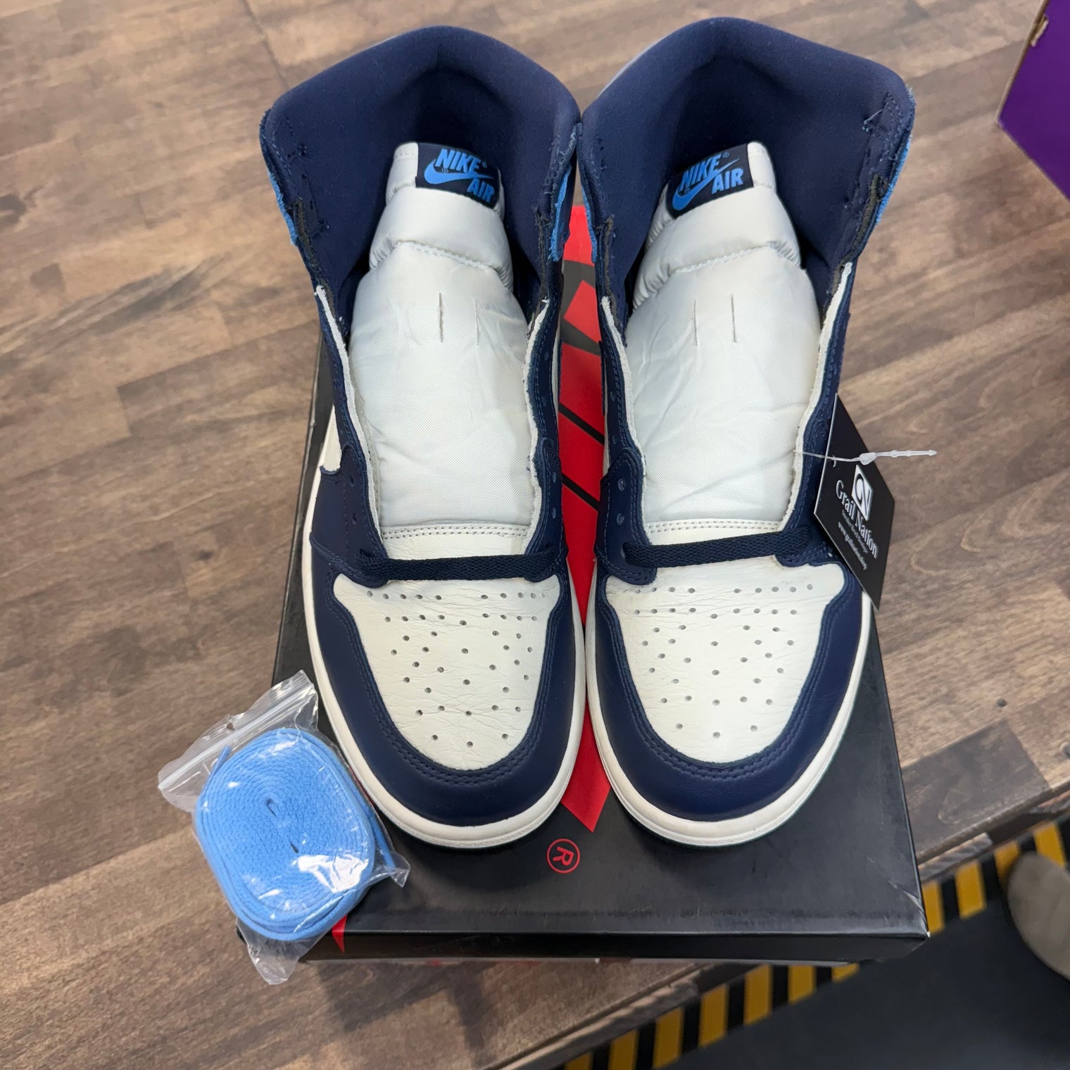 Obsidian Jordan 1 High (USED)