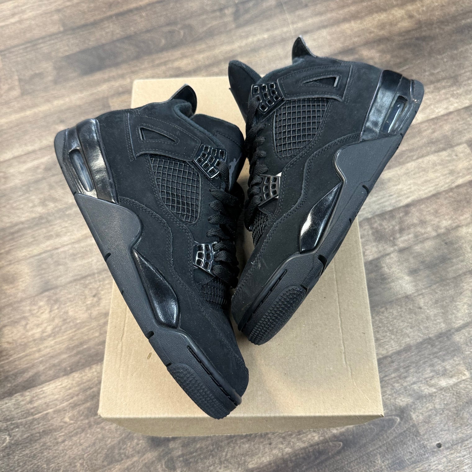 Black Cat Jordan 4 2020 (USED, No Box)