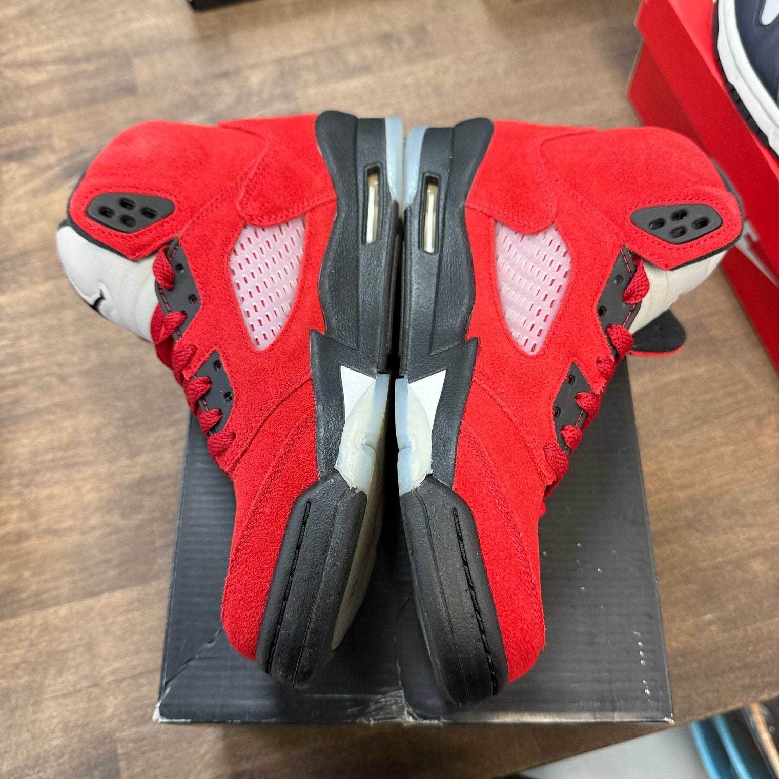 Raging Bull Jordan 5 (GS) (Lightly Worn)