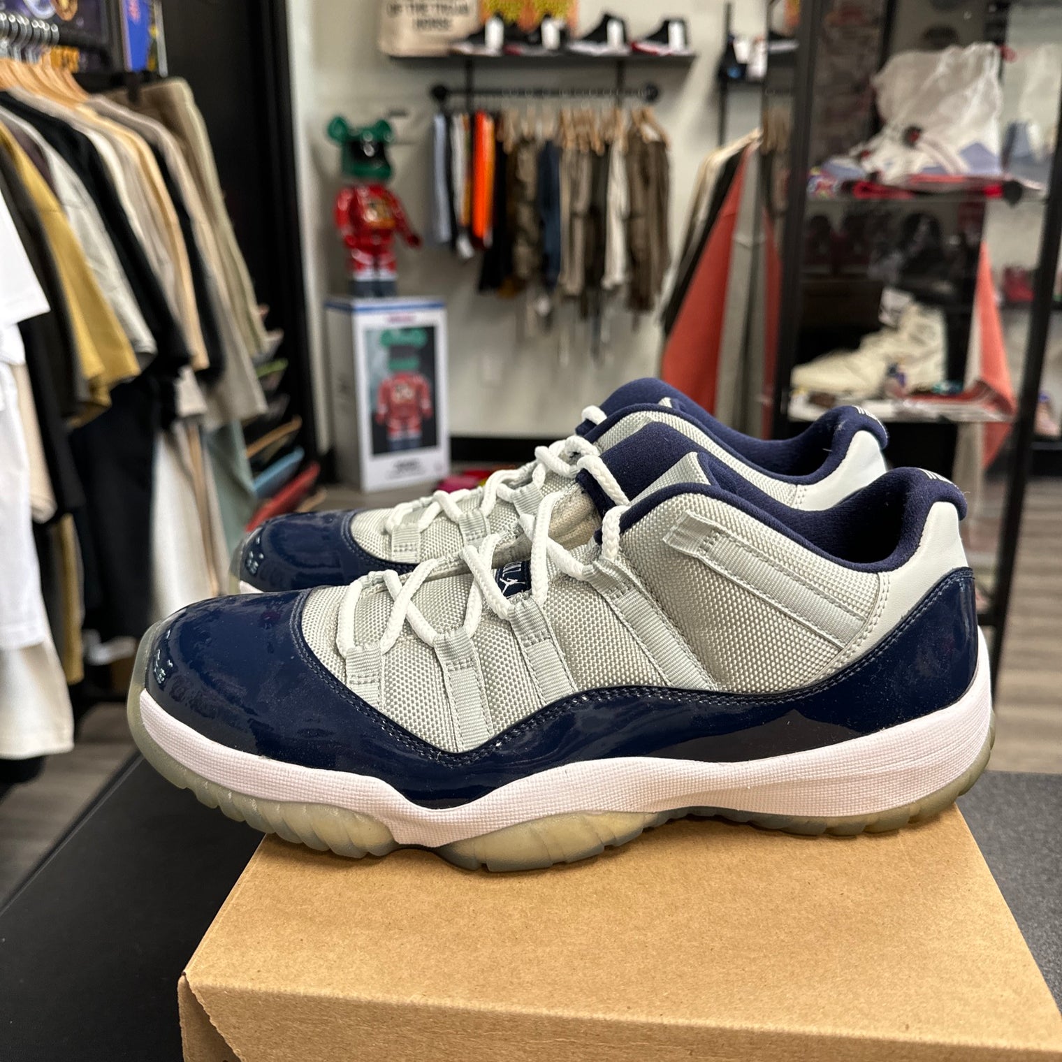 Georgetown Jordan 11 (USED, no box)
