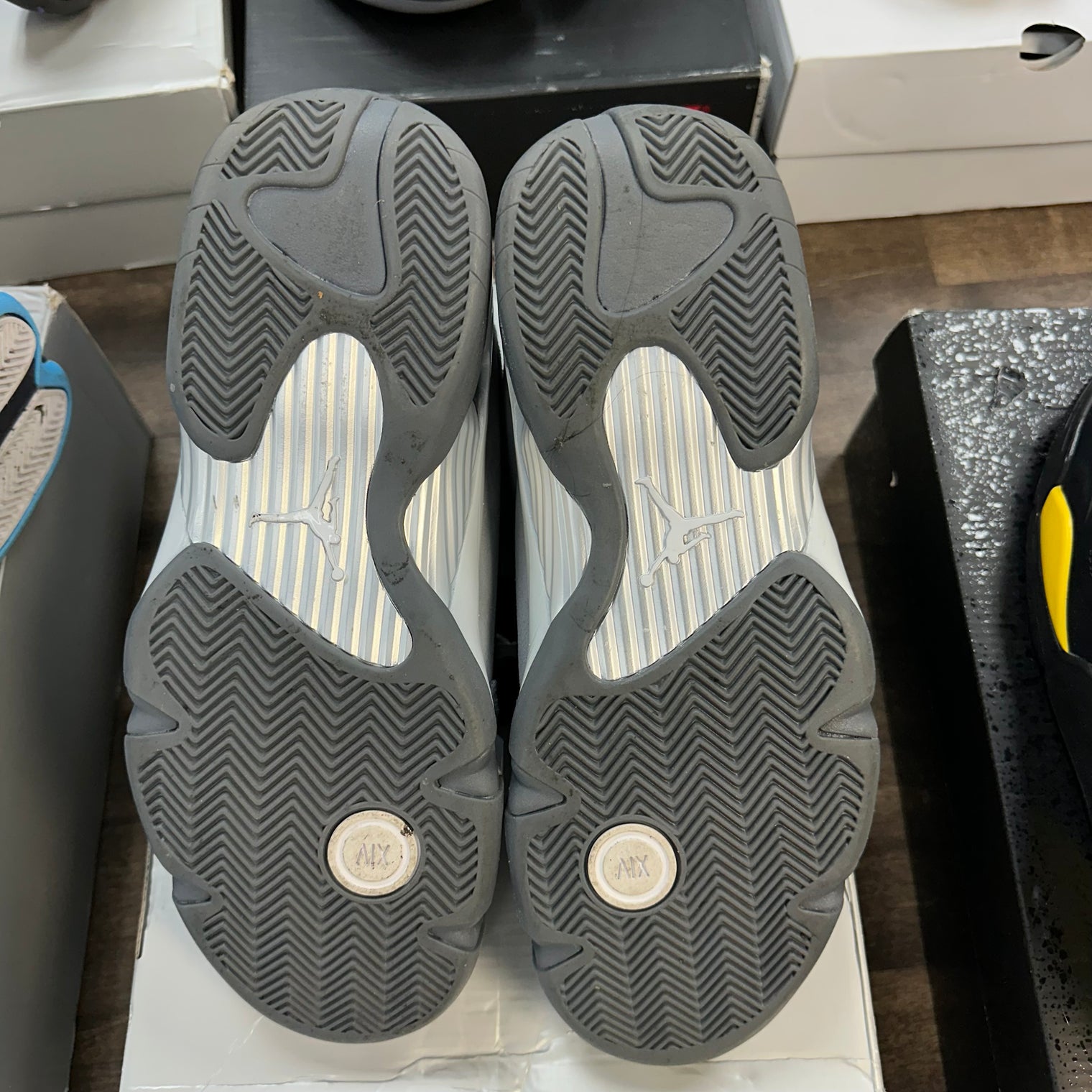 Flint Grey Jordan 14 Retro (USED)