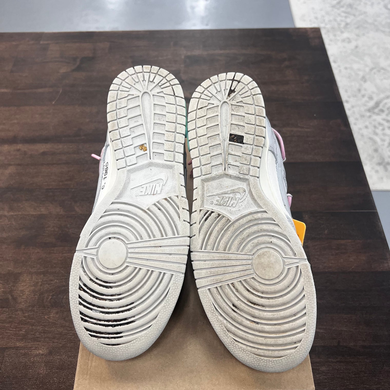 Lot 09 of 50 Off-White Dunk Low (USED, No Box)
