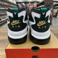 Emerald Nike Air Diamond Turf (Lightly Worn)