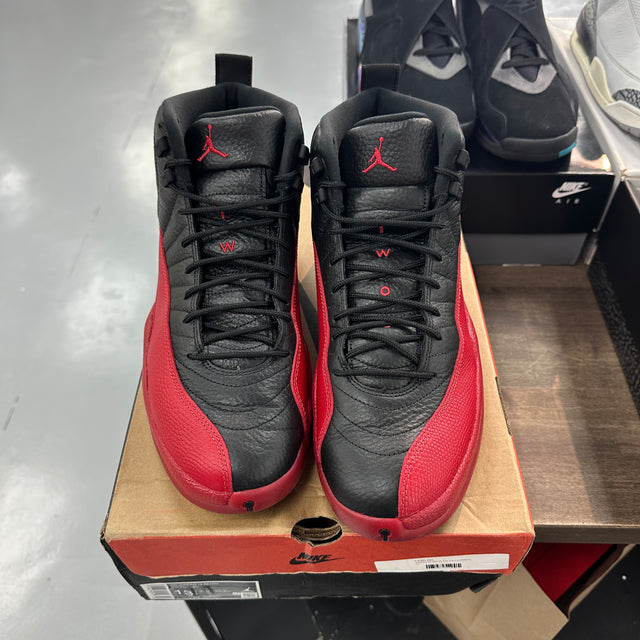 Flu Game Jordan 12 Retro (USED)