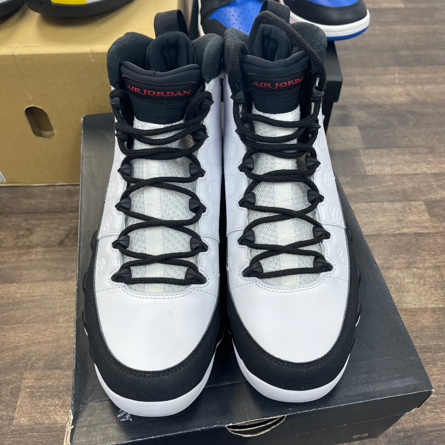 Space Jam OG Jordan 9 Retro (USED)