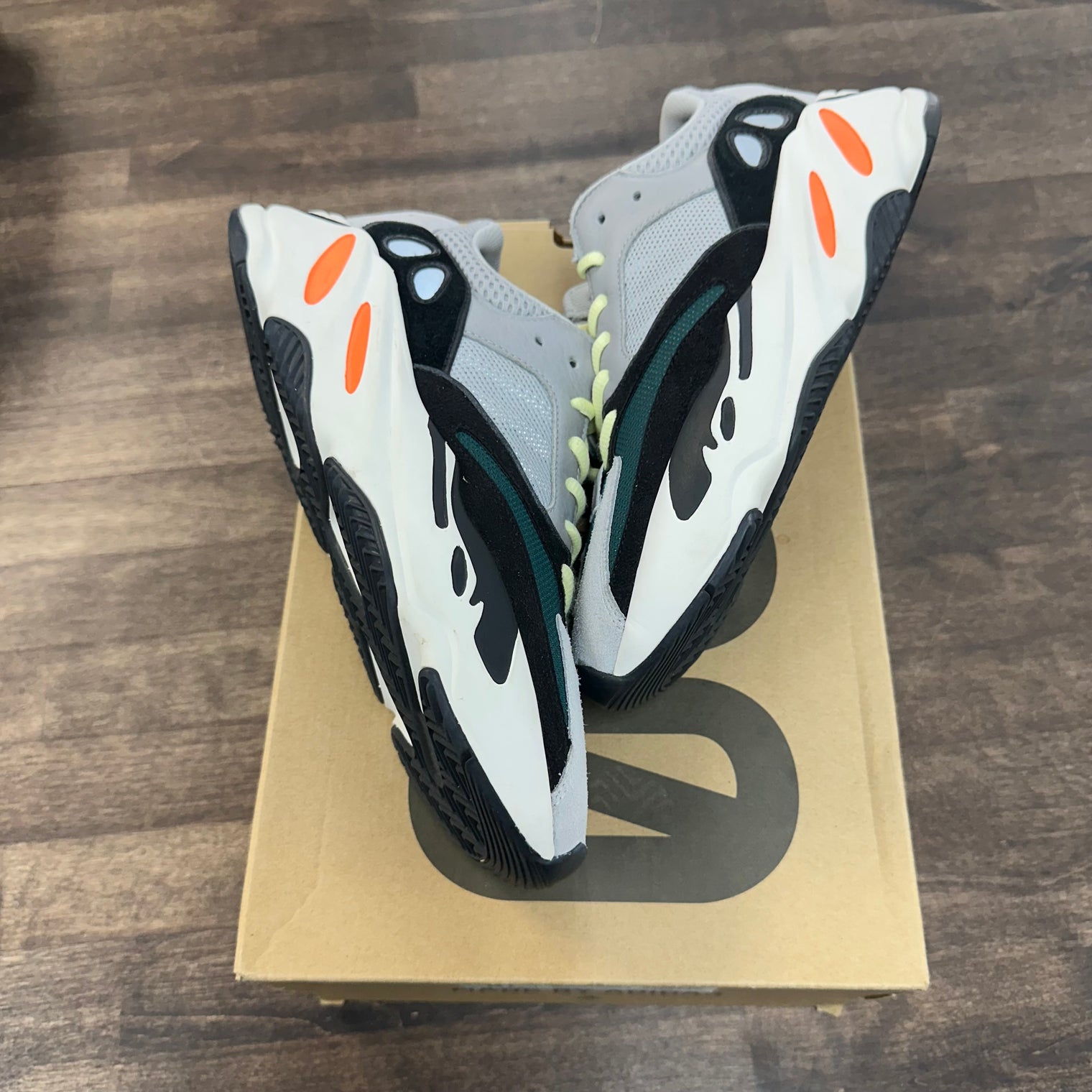 Wave Runner Yeezy 700 (USED)