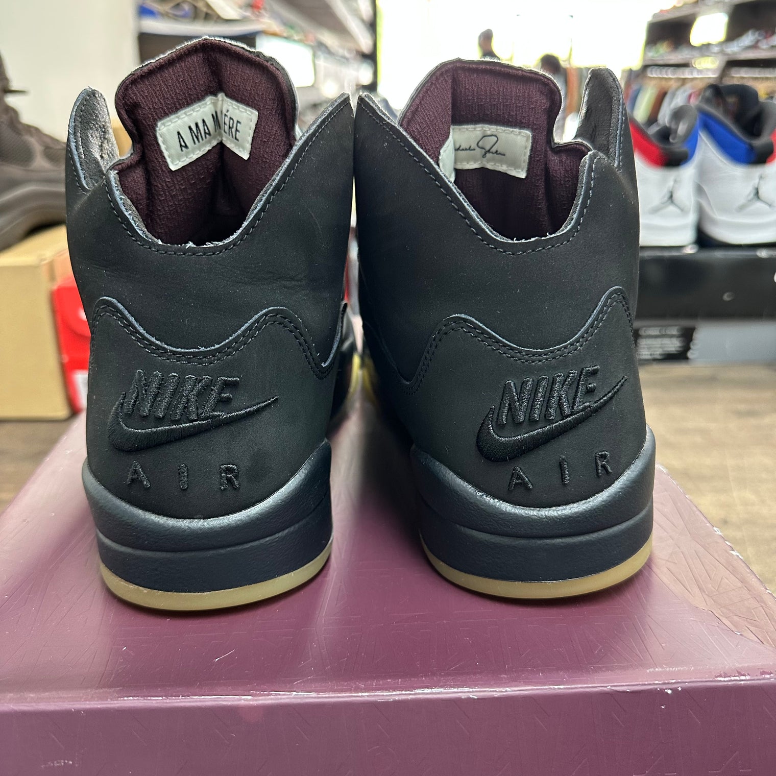 A Ma Maniere Dusk Jordan 5 (USED)