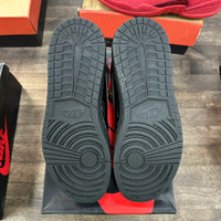 Black Metallic Gold Jordan 1 Retro High (2020) (USED)