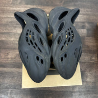 Onyx Yeezy Foam RNNR (USED)