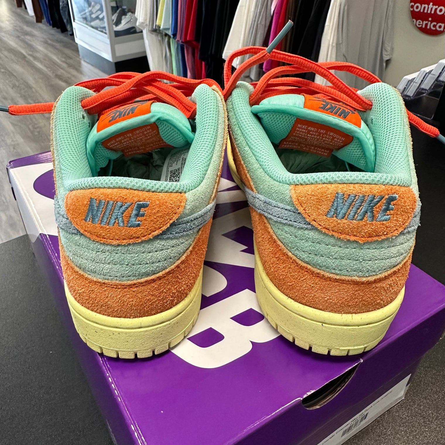 Orange Emerald Nike SB Dunk Low (USED)
