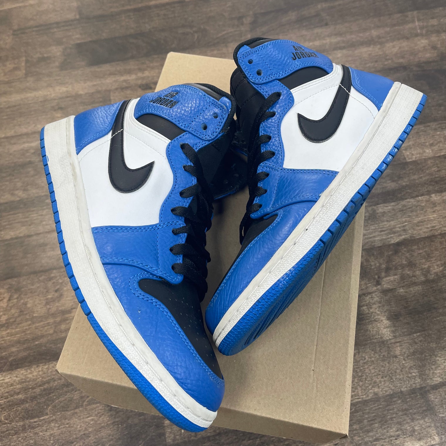 Jordan 1 High Rare Air Soar Blue (USED, No Box)