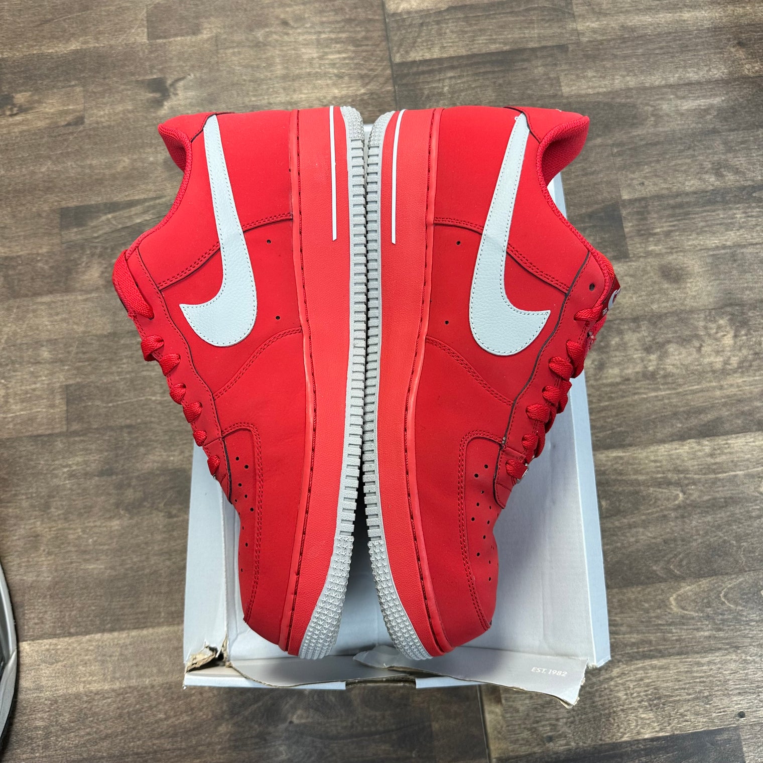 Grey Red Air Force 1 Low (USED)