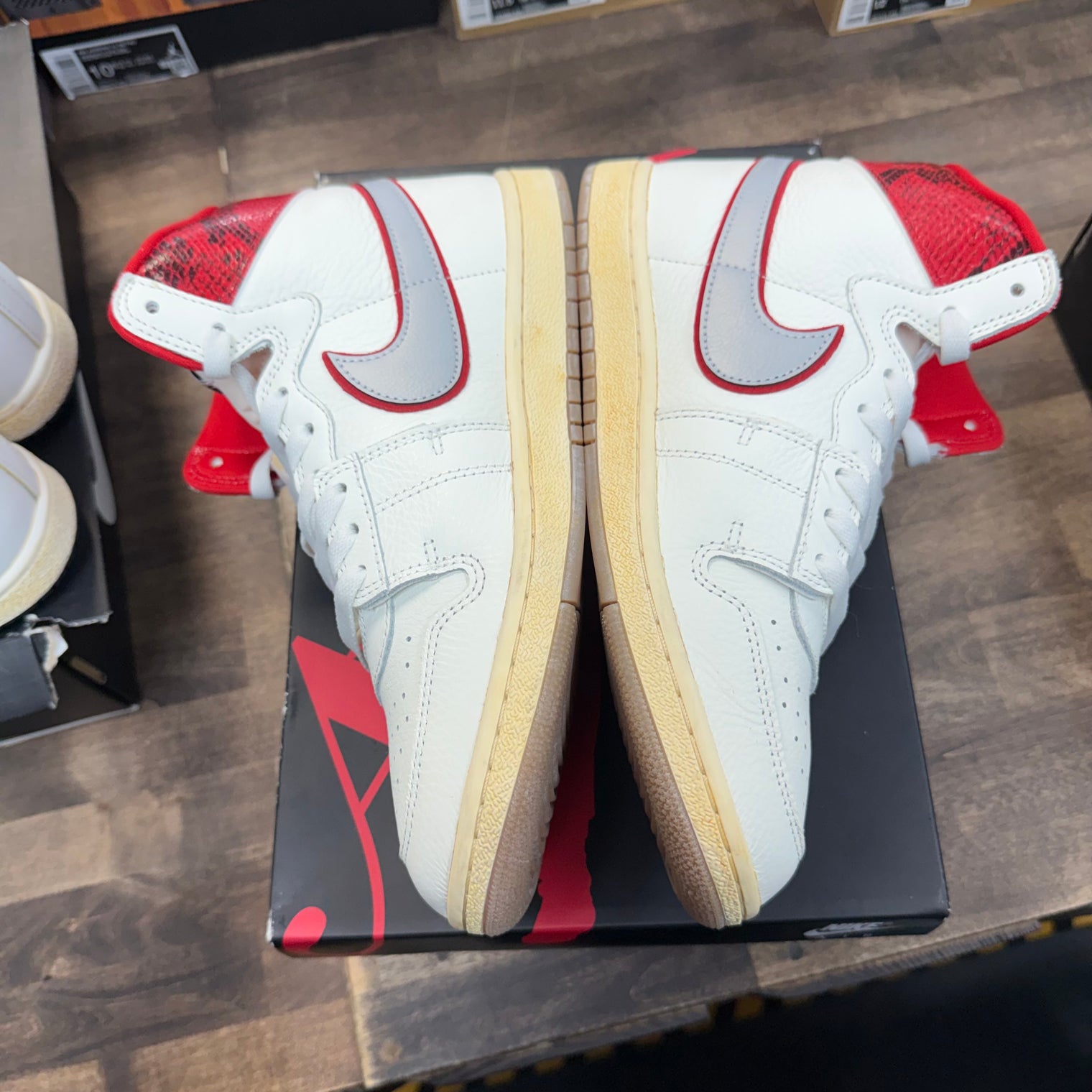 Awake NY Nike Jordan Air Ship PE SP (USED)