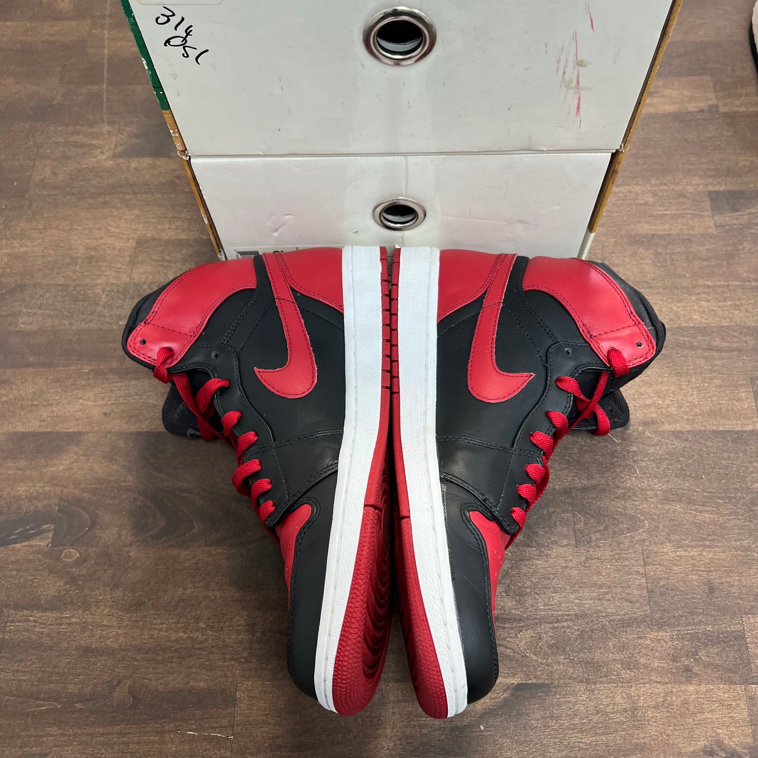 Defining Moments Pack 1 60 Pts Jordan 1 (USED)