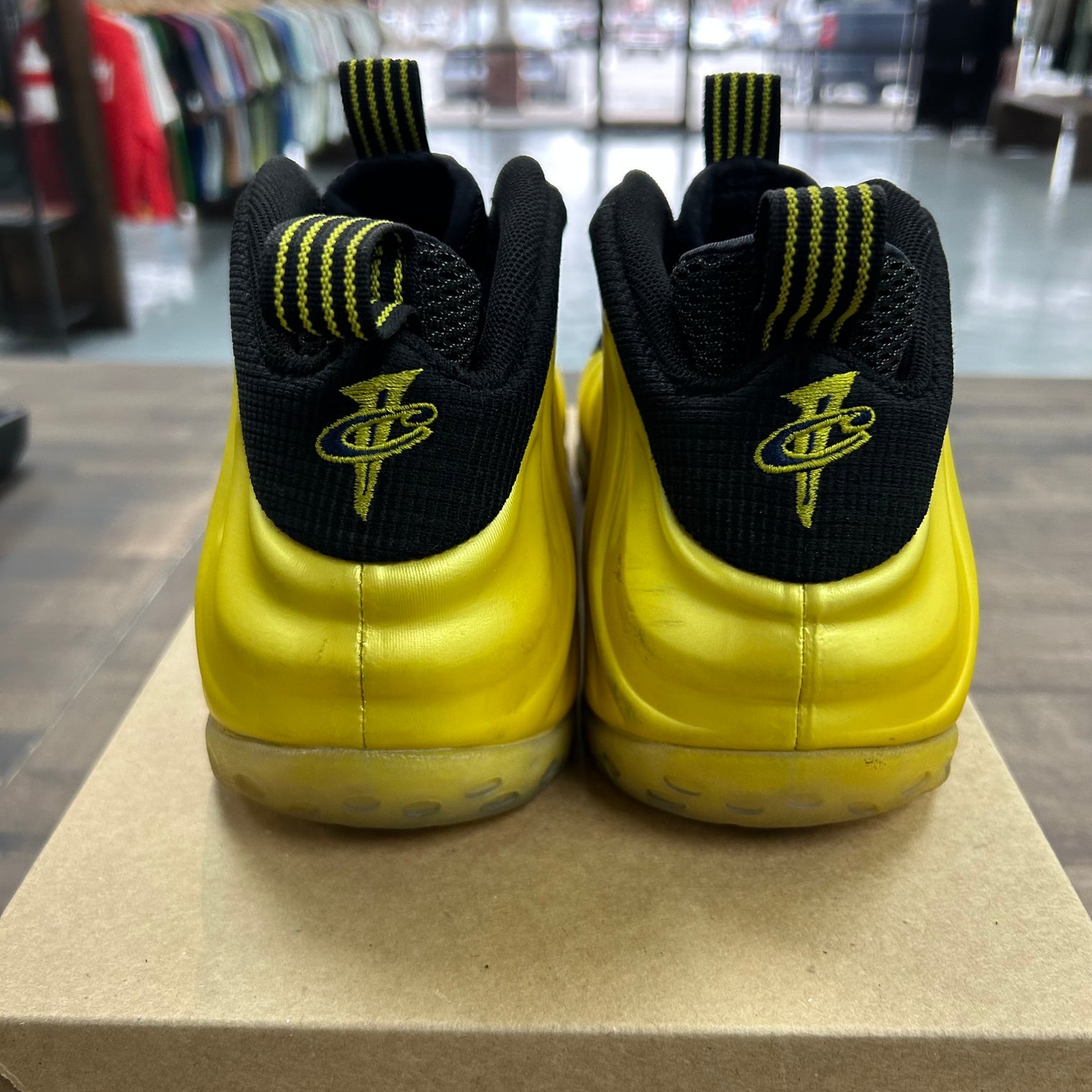 Nike Air Foamposite One Electrolime (US 10.5) (USED, No Box)