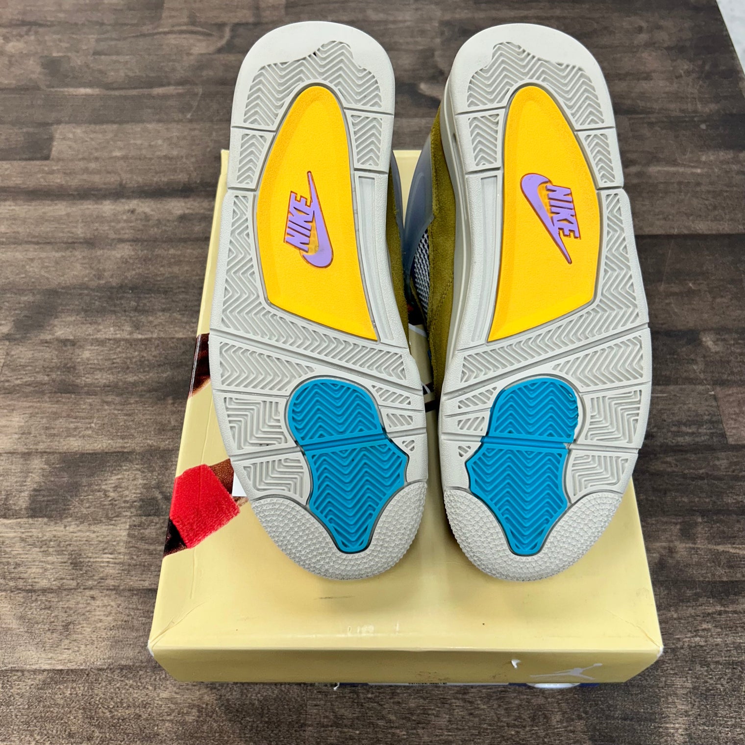 Desert Moss Union Jordan 4 Retro (USED)