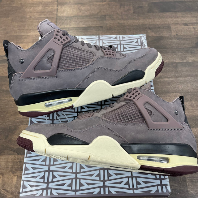 Violet Ore A Ma Maniere Jordan 4 (USED)