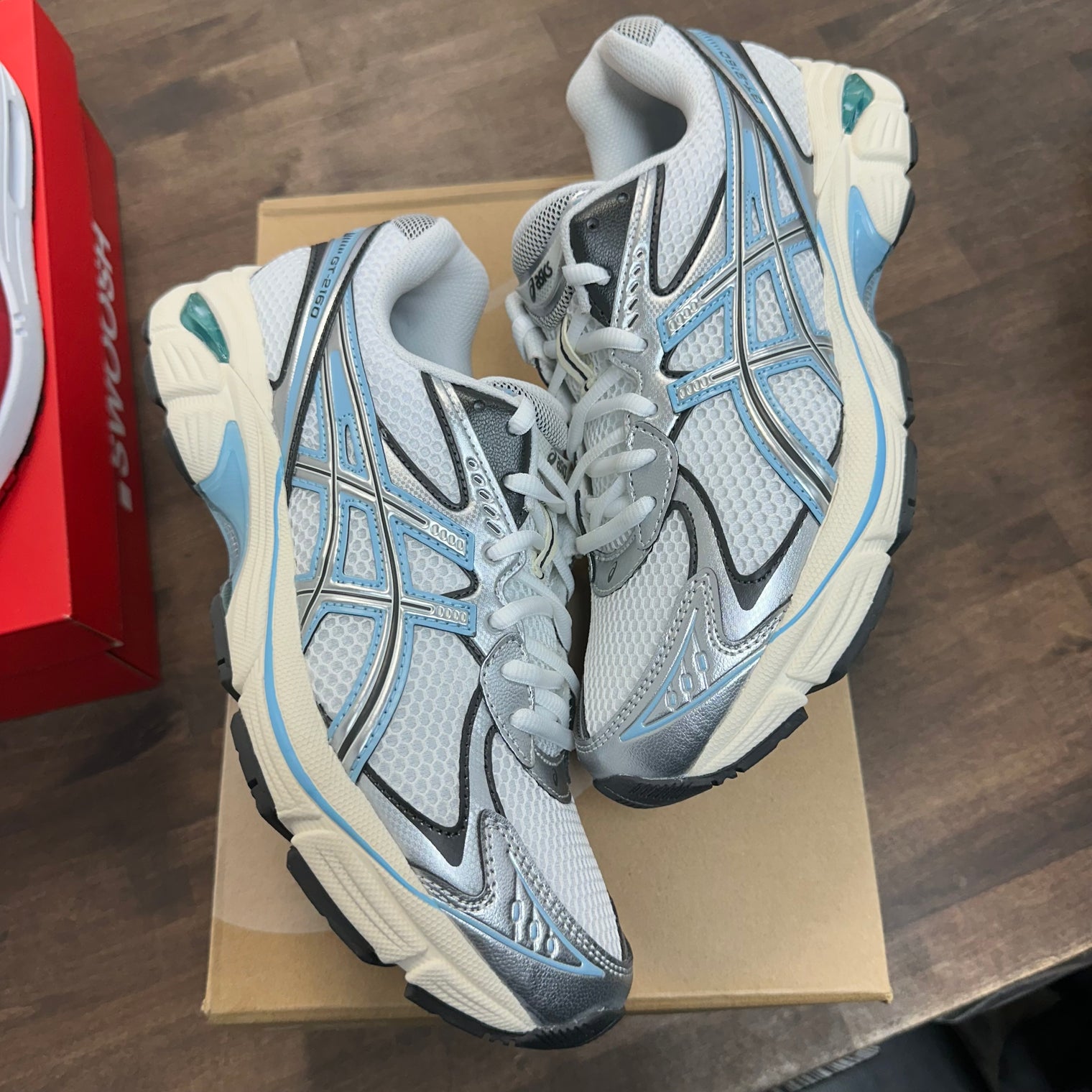 White Pure Silver Asics Gel-2160 (USED)