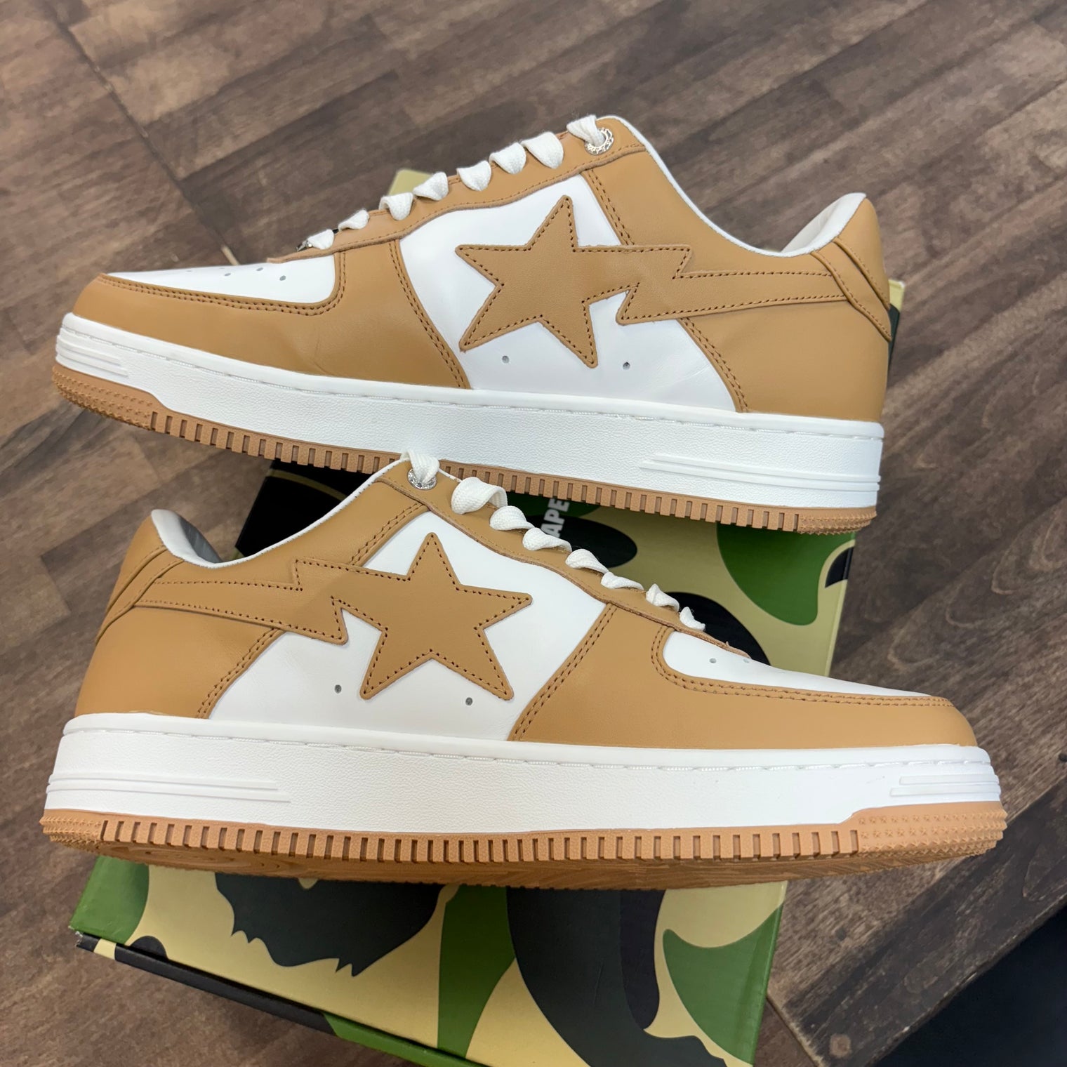 White Beige A Bathing Ape Bape Sta (USED)