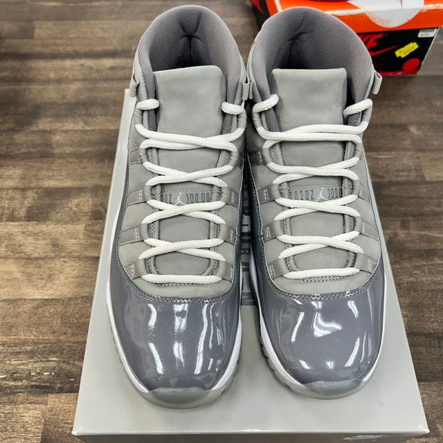 Cool Grey Jordan 11 Retro (USED)