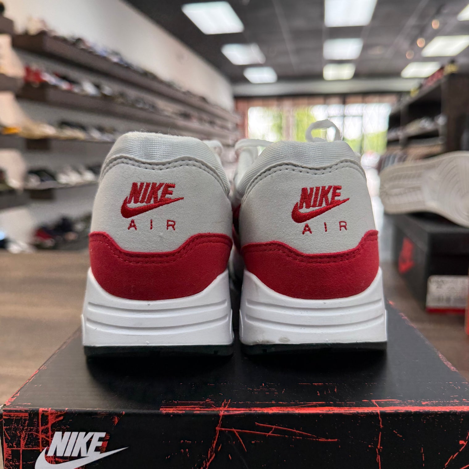 (W) Sport Red Big Bubble Air Max 1 (USED)