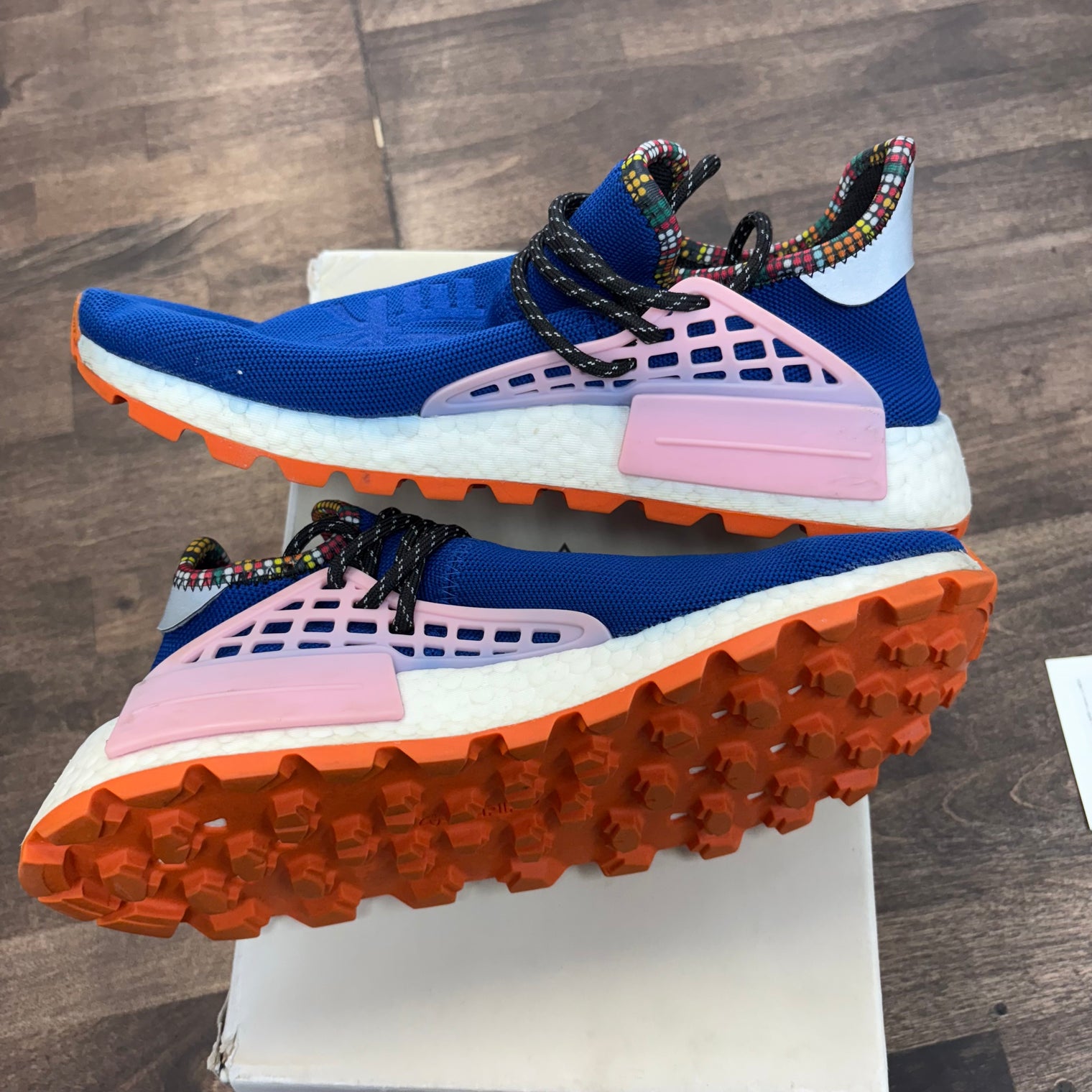 Pharrell Inspiration Pack Powder Blue adidas NMD Human (USED)