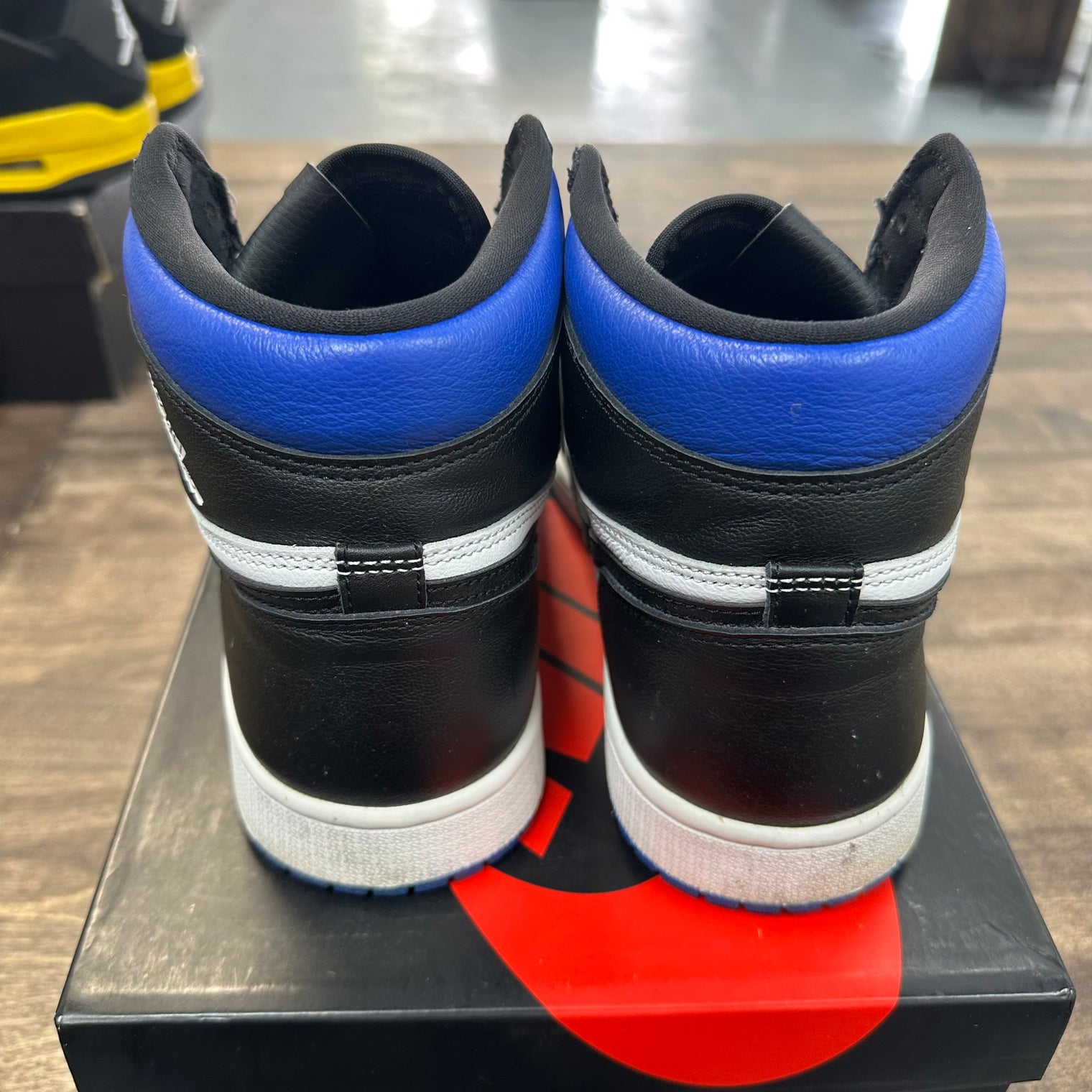 Royal Toe Jordan 1 High (USED)