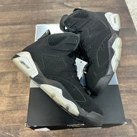 Chrome Jordan 6 Retro (USED)