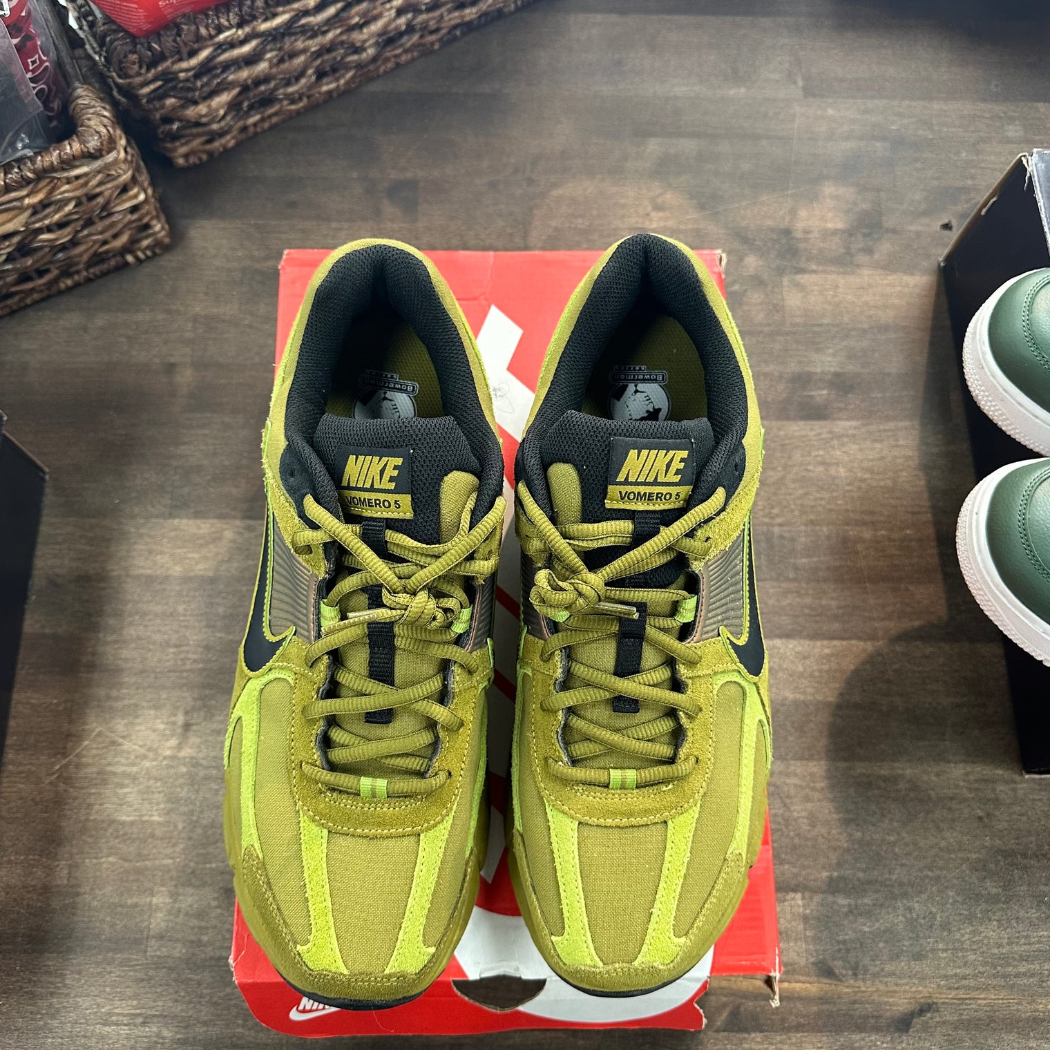 Pacific Moss Nike Zoom Vomero 5 (USED)