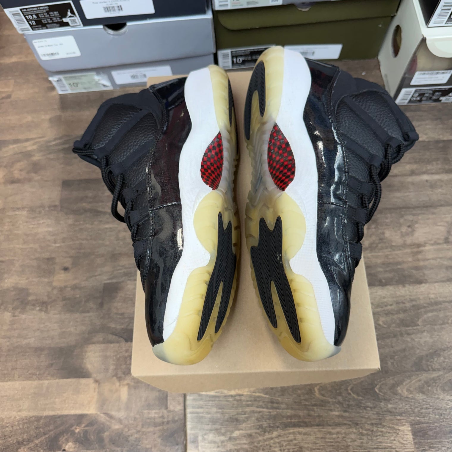 72-10 Jordan 11 Retro High (2015) (USED, No Box)