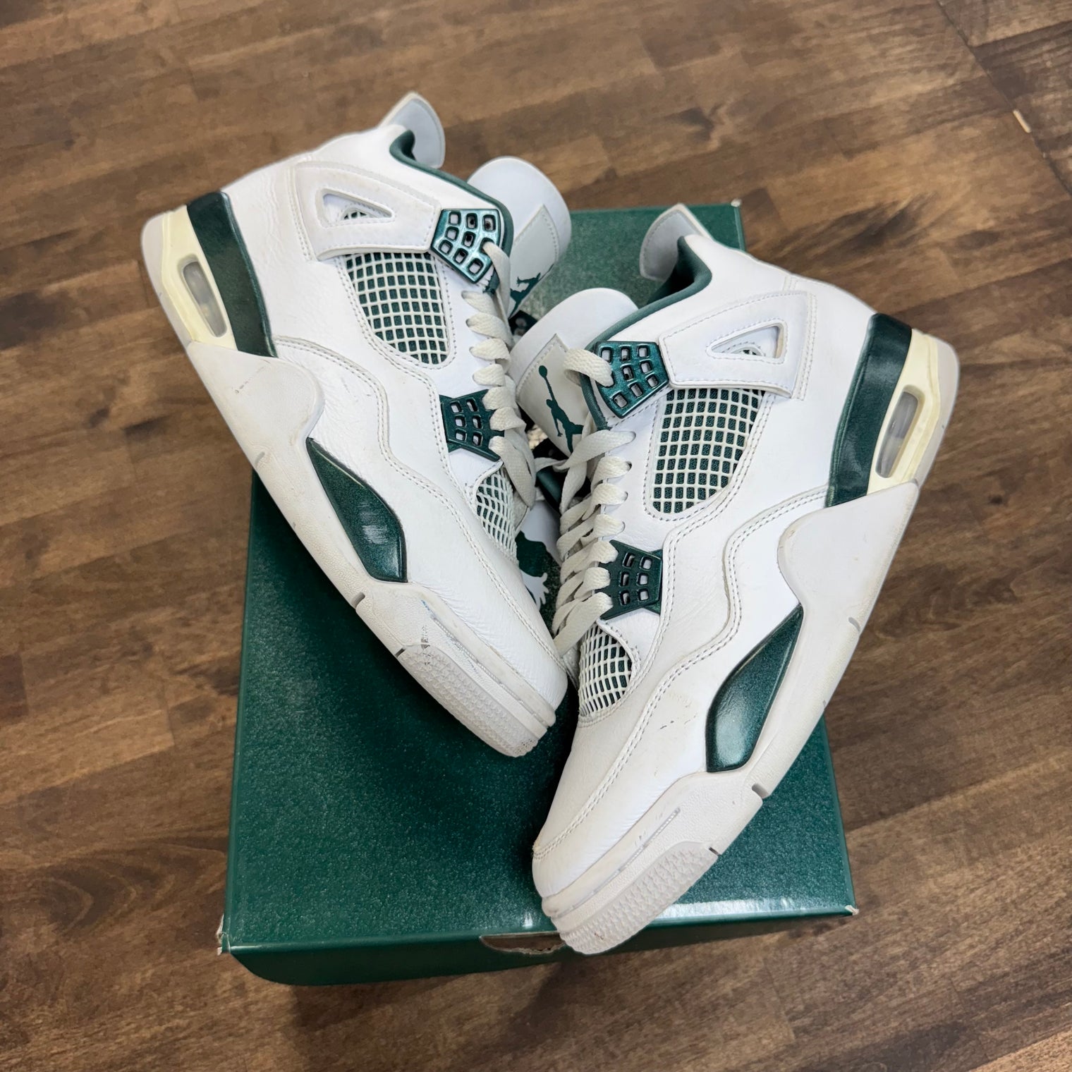 Oxidized Green Jordan 4 Retro (USED)