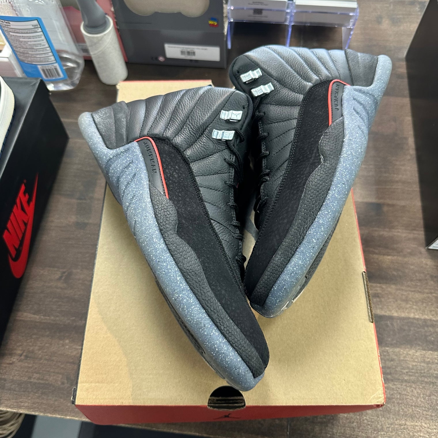 Utility Grid Jordan 12 (USED)