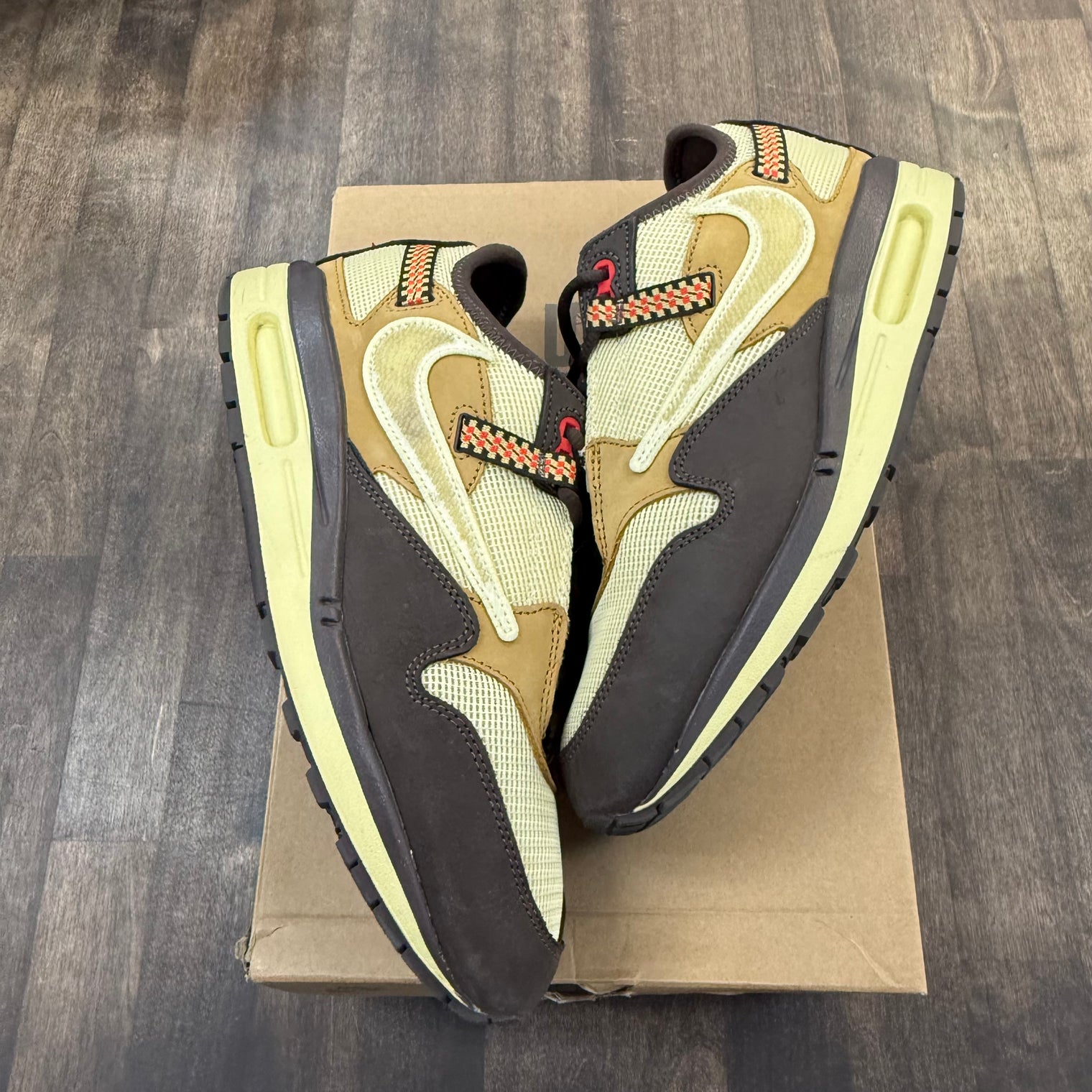 Baroque Brown Travis Scott Air Max 1 (USED)